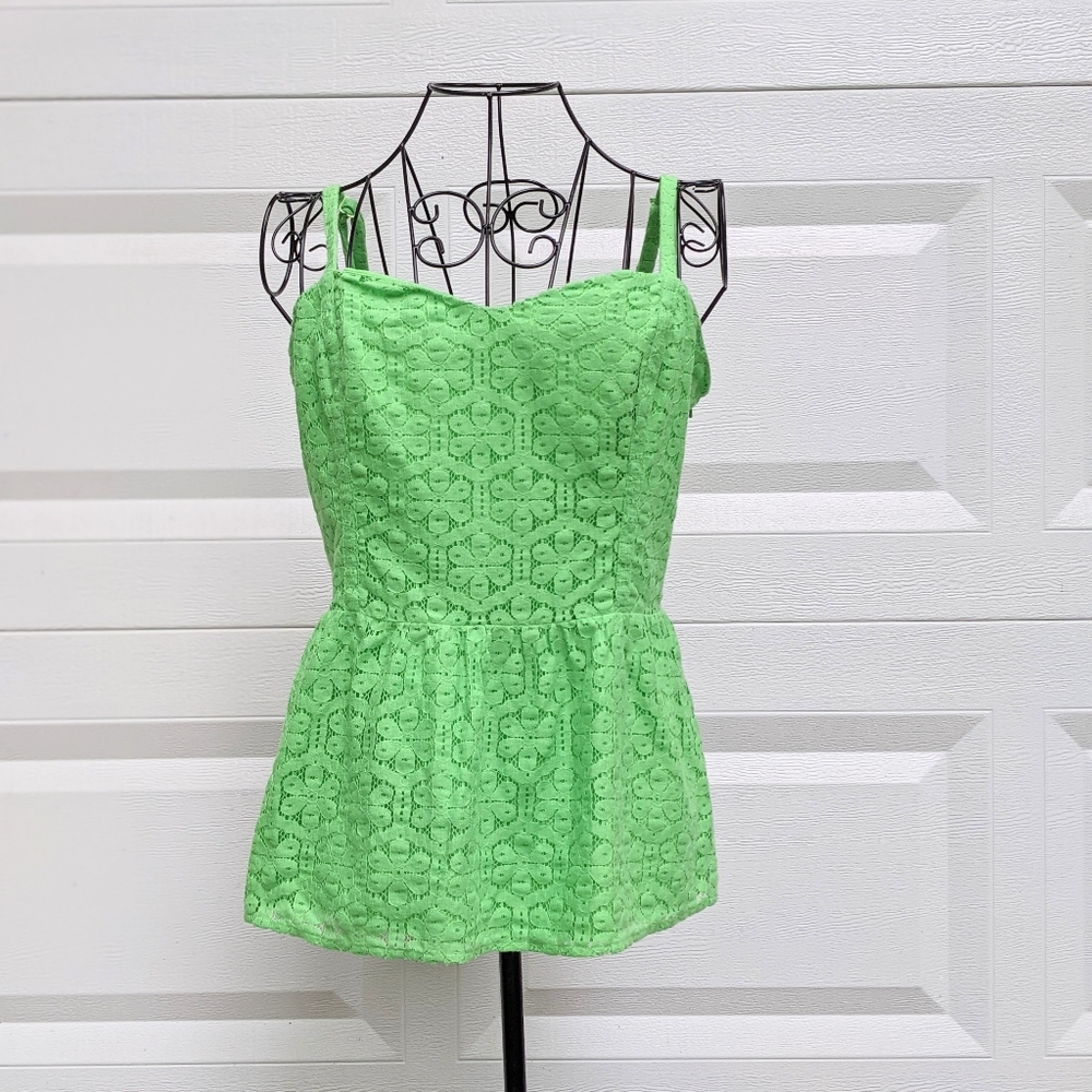 Lilly Pulitzer bright green lace babydoll peplum top size 10